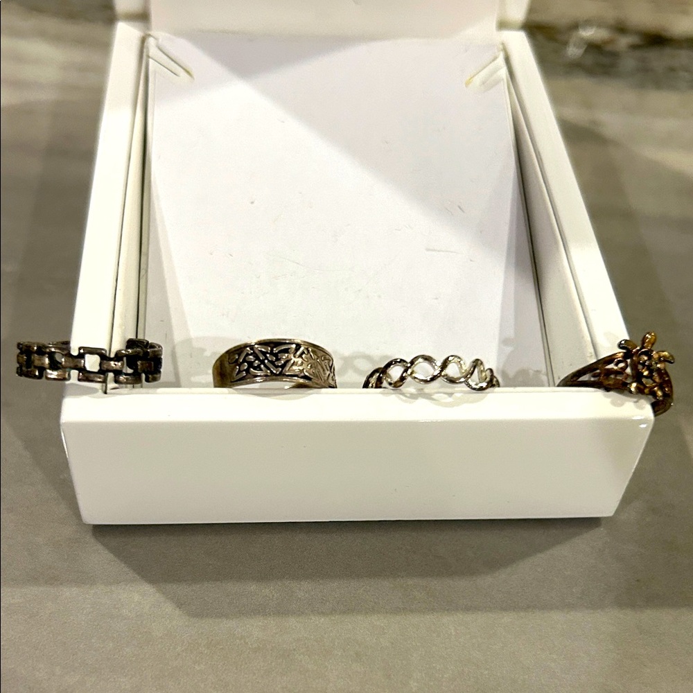 Four (4) toe rings adjustible Hawaiian turtle chain link bendable silver plated